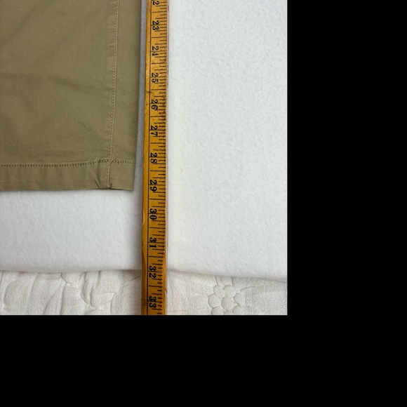 A New Day khaki women’s pants. NWT. Size 14 - Picture 4 of 5